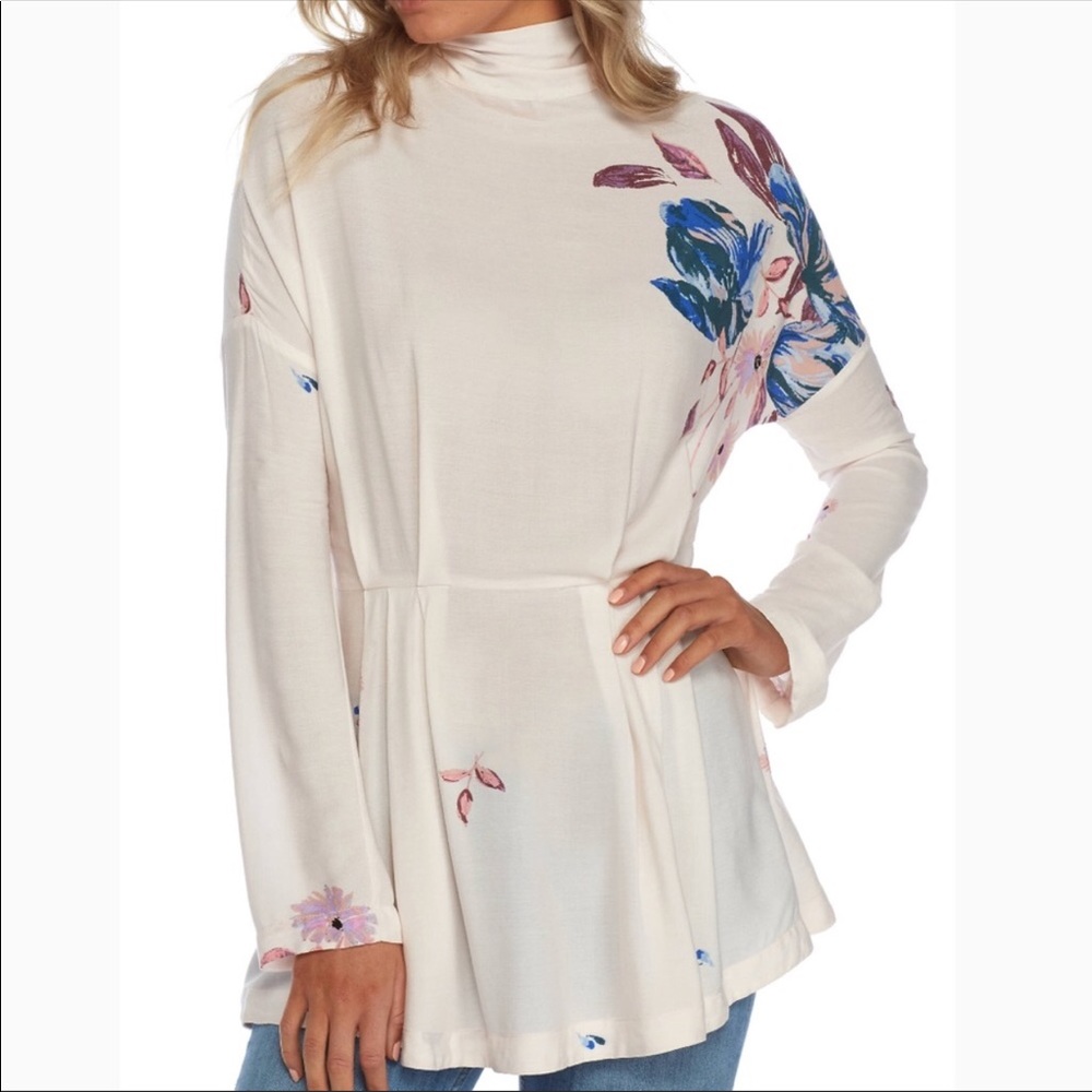 Top - Picture 3 of 4